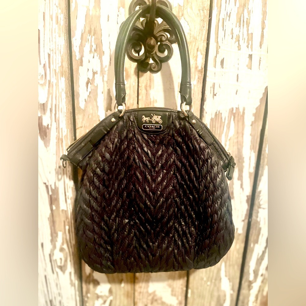 Quilted Coach bag black hobo no crossbody strap no hang tag​